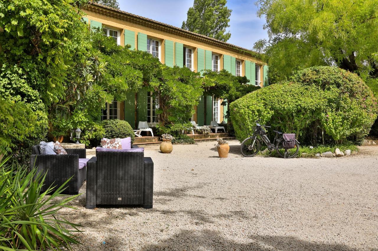 Logis Hotel Castel Mouisson Barbentane Luaran gambar